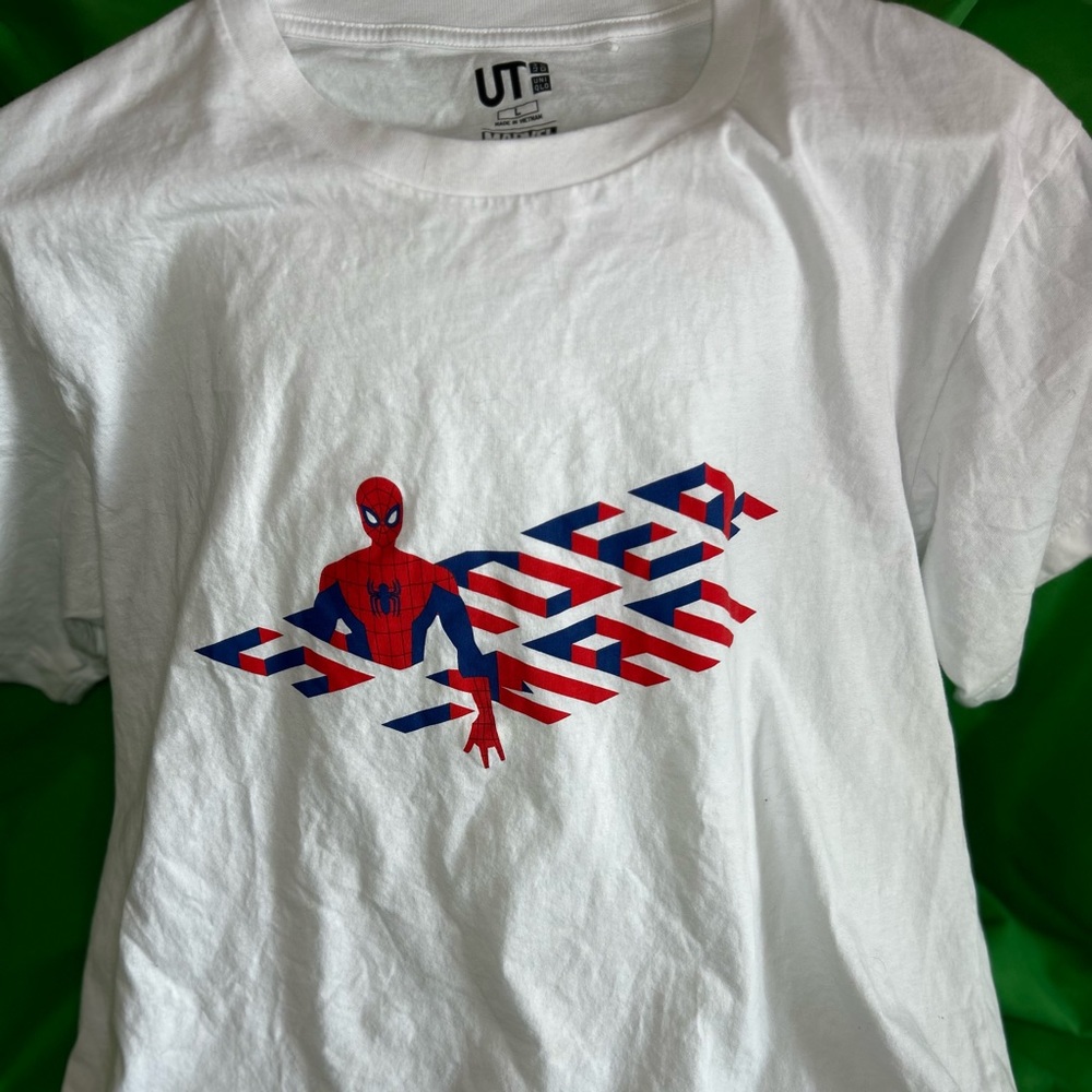 Uniqlo x Marvel Spider-Man Streetwear Cotton Tee